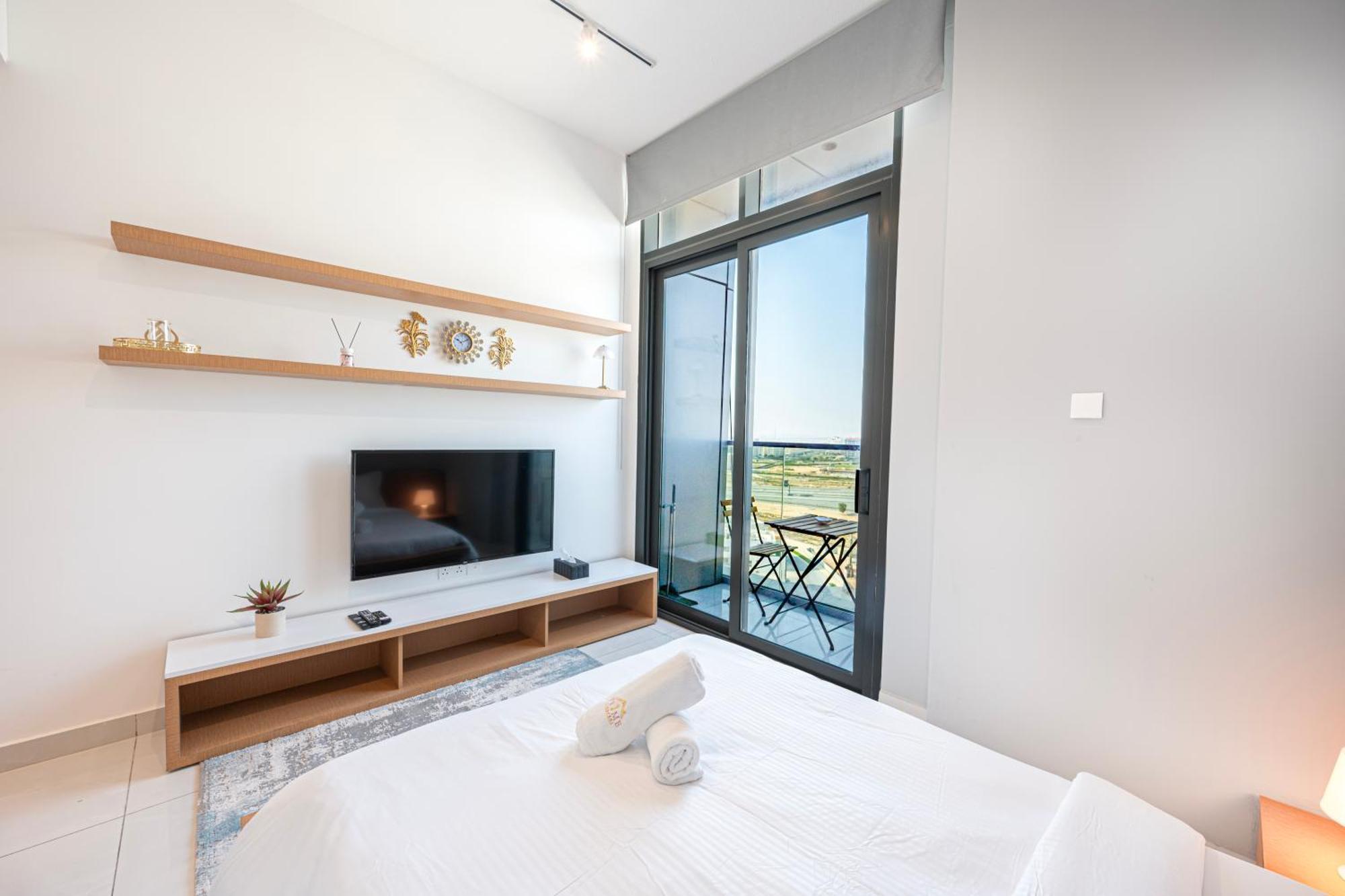 Luxury In Dubailand - شقة