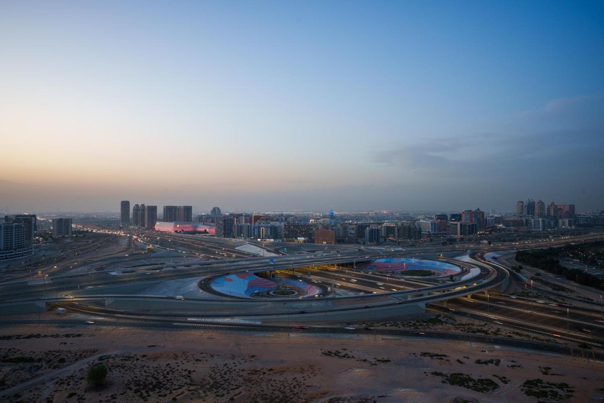 Luxury In Dubailand - Апартаменти